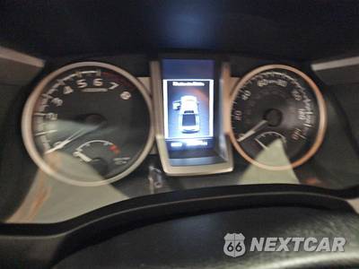 2021 Toyota Tacoma SR5 Crew Cab Long Bed - zdjęcie 12 z 23 - miniatura