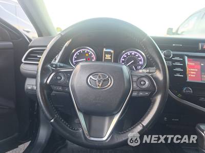 2019 Toyota Camry SE - zdjęcie 10 z 40 - miniatura