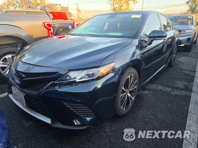 2019 Toyota Camry SE - zdjęcie 1 z 40 - miniatura
