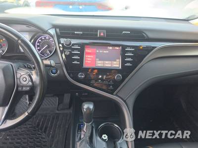 2019 Toyota Camry SE - zdjęcie 11 z 40 - miniatura