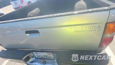 2003 Toyota Tacoma PreRunner Crew Cab Medium Bed - zdjęcie 31 z 62 - miniatura