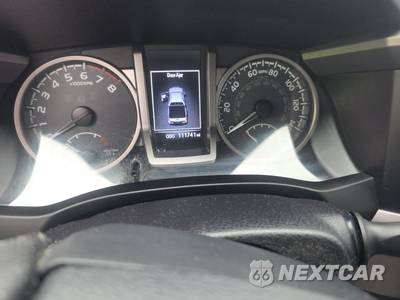 2016 Toyota Tacoma SR5 Crew Cab Medium Bed - zdjęcie 12 z 57 - miniatura