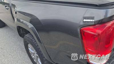 2016 Toyota Tacoma SR5 Crew Cab Medium Bed - zdjęcie 42 z 57 - miniatura