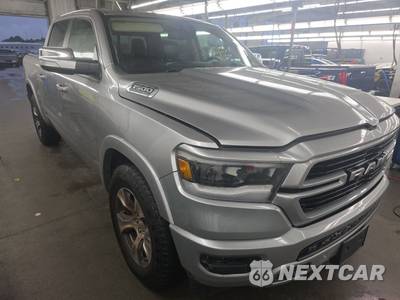 2019 Ram 1500 Laramie Crew Cab Short Bed - zdjęcie 3 z 38 - miniatura