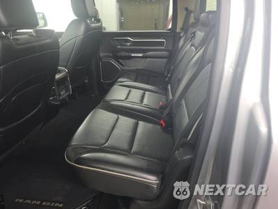 2019 Ram 1500 Laramie Crew Cab Short Bed - zdjęcie 13 z 38 - miniatura