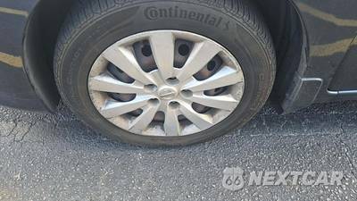 2015 Nissan Sentra SV - zdjęcie 40 z 44 - miniatura
