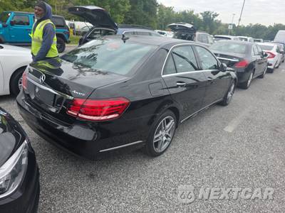 2016 Mercedes-Benz E 350 Luxury 4MATIC Sedan - zdjęcie 4 z 25 - miniatura