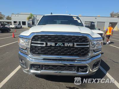 2024 Ram 2500 Big Horn Crew Cab Medium Bed - zdjęcie 2 z 40 - miniatura