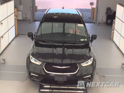 2025 Chrysler Pacifica Select 121.6" WB - zdjęcie 2 z 38 - miniatura