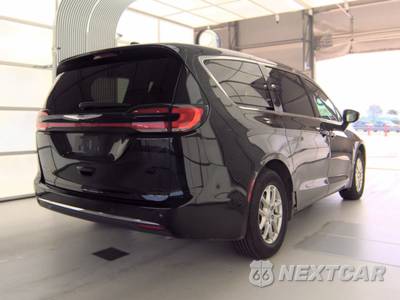 2025 Chrysler Pacifica Select 121.6" WB - zdjęcie 4 z 38 - miniatura