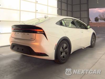 2025 Toyota Prius LE - zdjęcie 4 z 25 - miniatura