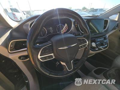 2021 Chrysler Pacifica Touring L 121.6" WB - zdjęcie 10 z 38 - miniatura