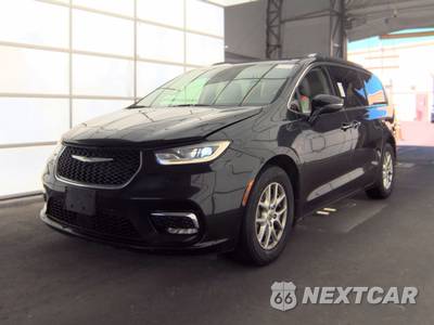 2021 Chrysler Pacifica Touring L 121.6" WB
