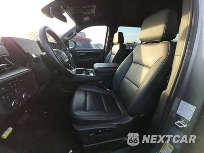 2025 Chevrolet Suburban Z71 2Z7 - zdjęcie 7 z 27 - miniatura