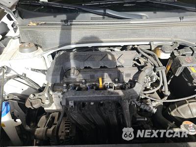 2025 Hyundai Venue SEL - zdjęcie 15 z 28 - miniatura