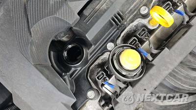 2025 Hyundai Venue SEL - zdjęcie 20 z 28 - miniatura
