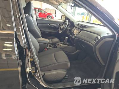 2020 Nissan Rogue SV - zdjęcie 8 z 45 - miniatura