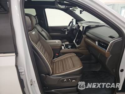 2026 GMC Yukon Denali Ultimate 5SB - zdjęcie 8 z 22 - miniatura