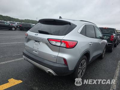 2020 Ford Escape SEL - zdjęcie 4 z 29 - miniatura