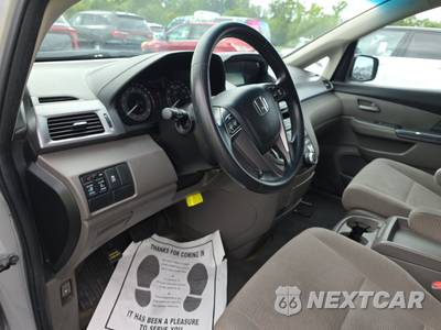 2011 Honda Odyssey EX 118.1" WB - zdjęcie 11 z 35 - miniatura