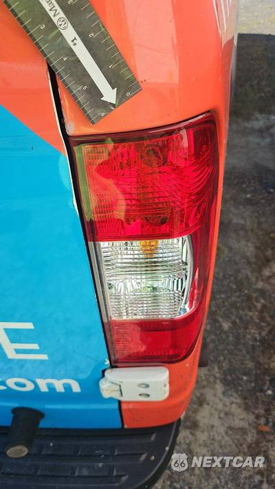 2018 Nissan NV2500 HD Cargo SV High Roof 146.1" WB - zdjęcie 21 z 33 - miniatura