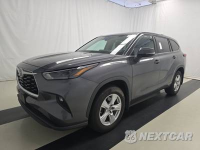 2022 Toyota Highlander LE - zdjęcie 1 z 26 - miniatura