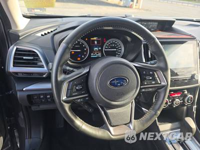 2024 Subaru Forester Touring - zdjęcie 10 z 22 - miniatura