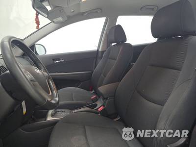 2009 Hyundai Elantra Touring Wagon - zdjęcie 7 z 35 - miniatura