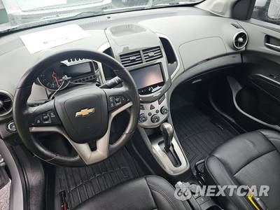 2015 Chevrolet Sonic LTZ Hatchback 1SF - zdjęcie 11 z 31 - miniatura