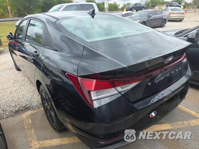 2021 Hyundai Elantra SEL - zdjęcie 6 z 21 - miniatura
