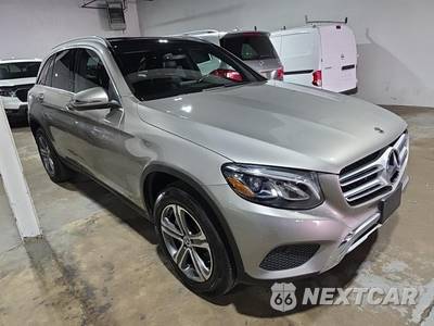 2019 Mercedes-Benz GLC 300 4MATIC - zdjęcie 3 z 23 - miniatura