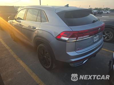 2024 Volkswagen Atlas Cross Sport 2.0T SE w/Technology - zdjęcie 6 z 24 - miniatura