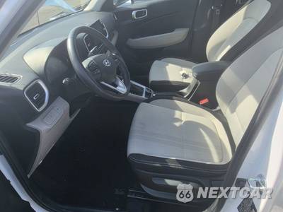 2025 Hyundai Venue SEL - zdjęcie 3 z 24 - miniatura