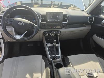 2025 Hyundai Venue SEL - zdjęcie 6 z 24 - miniatura