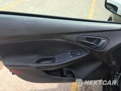 2016 Ford Focus S Sedan - zdjęcie 9 z 29 - miniatura
