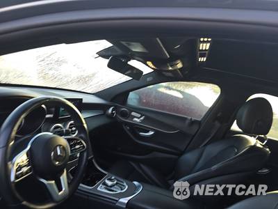 2019 Mercedes-Benz C 300 4MATIC Sedan - zdjęcie 17 z 28 - miniatura