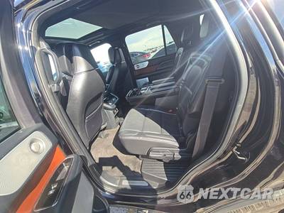 2021 Lincoln Navigator Reserve - zdjęcie 13 z 37 - miniatura