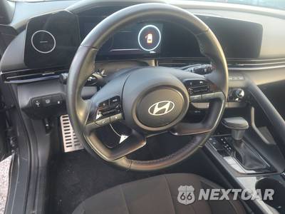 2025 Hyundai Elantra Hybrid SEL Sport - zdjęcie 10 z 17 - miniatura