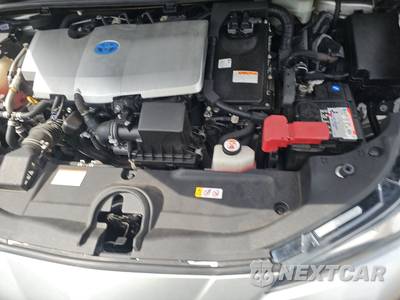 2019 Toyota Prius LE - zdjęcie 15 z 19 - miniatura