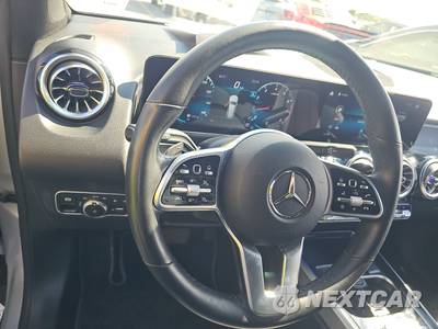 2022 Mercedes-Benz GLB 250 4MATIC - zdjęcie 10 z 21 - miniatura
