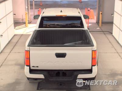 2025 Toyota Tacoma TRD Off-Road Crew Cab Medium Bed - zdjęcie 5 z 26 - miniatura