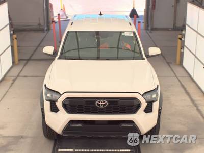 2025 Toyota Tacoma TRD Off-Road Crew Cab Medium Bed - zdjęcie 2 z 26 - miniatura