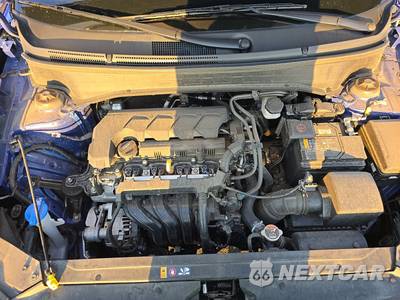 2025 Hyundai Venue SEL - zdjęcie 15 z 20 - miniatura