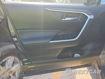 2025 Toyota RAV4 Hybrid XLE - zdjęcie 9 z 22 - miniatura