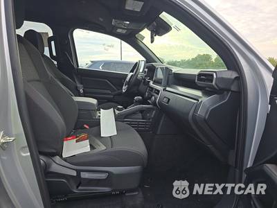 2025 Toyota 4Runner SR5 - zdjęcie 8 z 29 - miniatura