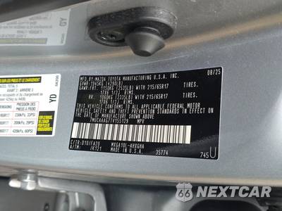 2026 Toyota Corolla Cross LE - zdjęcie 14 z 28 - miniatura