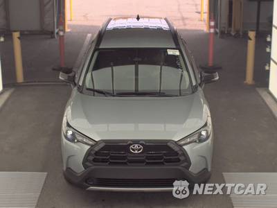 2026 Toyota Corolla Cross LE - zdjęcie 2 z 28 - miniatura