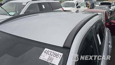 2026 Toyota Corolla Cross LE - zdjęcie 18 z 28 - miniatura