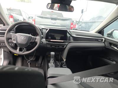 2026 Toyota Camry LE - zdjęcie 11 z 23 - miniatura