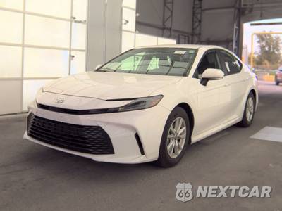 2026 Toyota Camry LE - zdjęcie 1 z 23 - miniatura